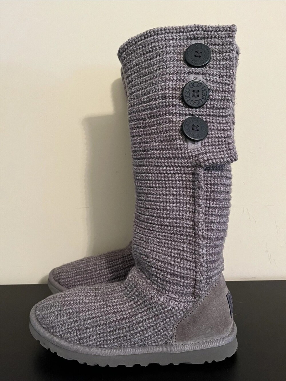 UGG Australia Womens Classic Cardy Boots Gray Wool - Women size 7